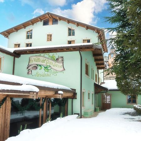 La Valle Del Gran Sasso Assergi Bagian luar foto